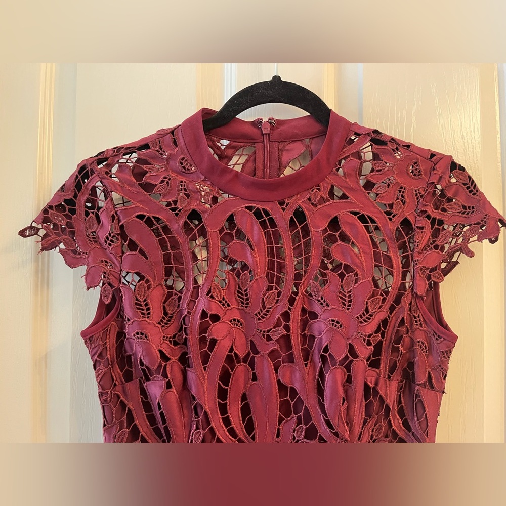 ANTONIO MELANI Macie Lace Burgundy Cap Sleeve Dress - Picture 3 of 6